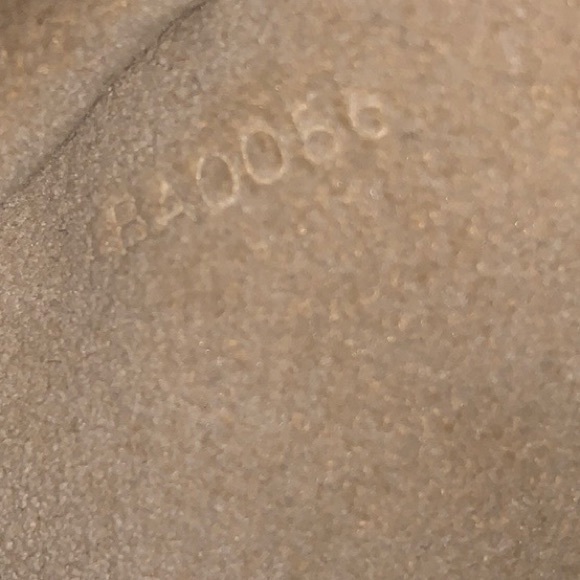 ❤️❤️RARE BRAND NEW/TRADE 🎊HP LV MANHATTAN GM - Picture 6 of 8